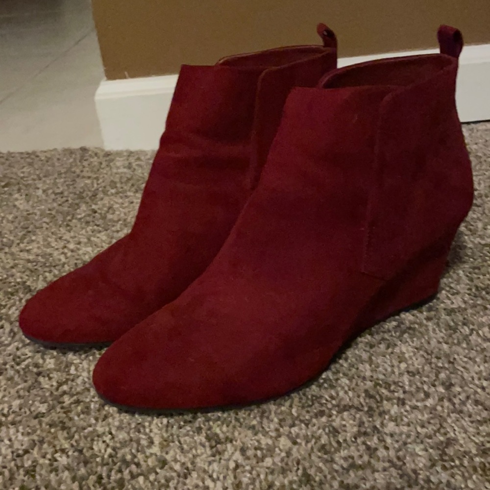 burgundy suede forever 21 booties